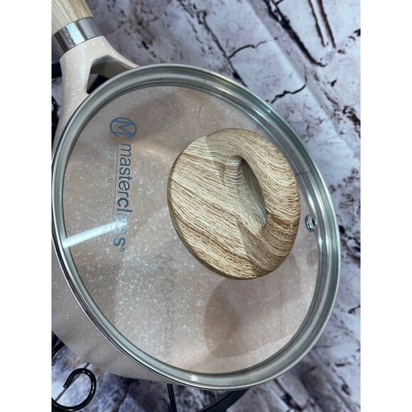 Master Class Saucepan with pour spout & vented lid‎ 6.5" NEW - Picture 3 of 7